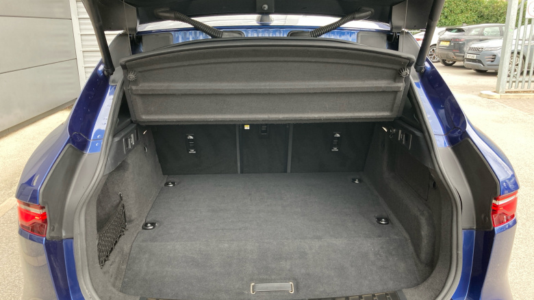 Jaguar F-Pace 2.0 P400e R-Dynamic SE 5dr Auto AWD Estate